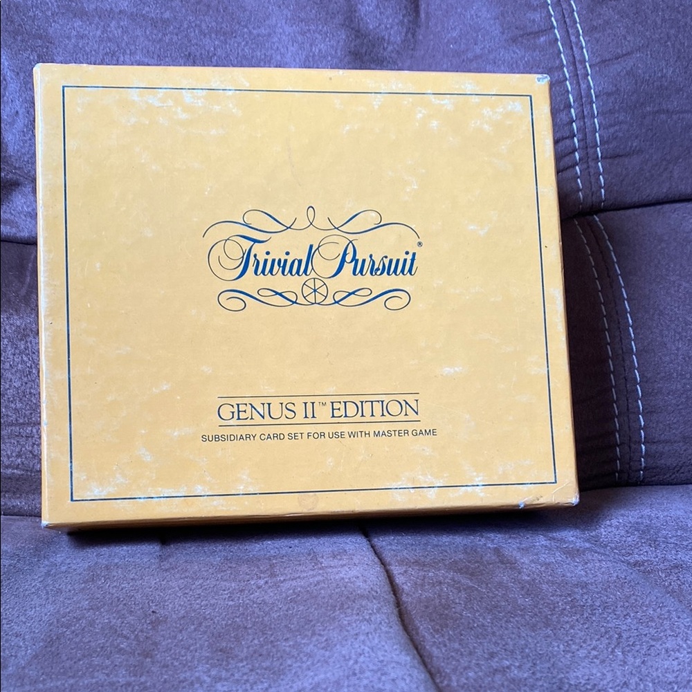 Trivial Pursuit Genus II Edition Game Set